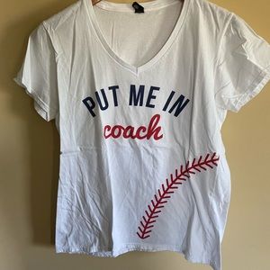 ⚾️ Large T-shirt